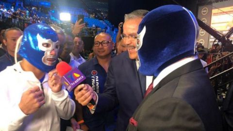 Manny Pacquiao se puso la máscara de Blue Demon