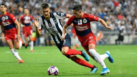 Chivas rescata empate ante Rayados