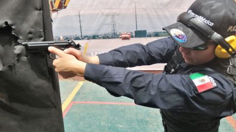 Policía balea a compañera durante práctica de tiro