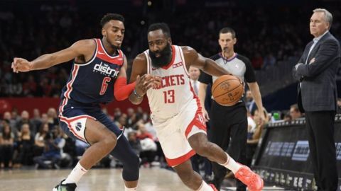 Harden anota 59 puntos y los Rockets vencen a los Wizards