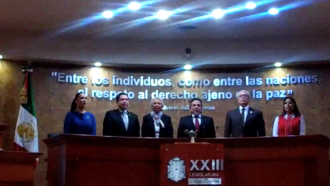 Jaime Bonilla rinde protesta como gobernador de Baja California