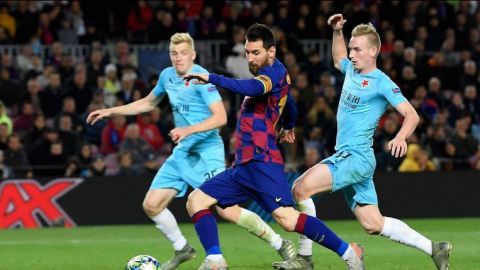 Barcelona empata con un atrevido Slavia de Praga en Champions