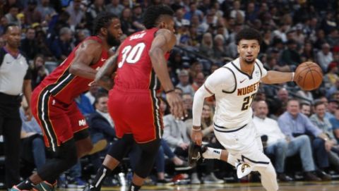 Murray anota 21; Nuggets doblegan a Heat