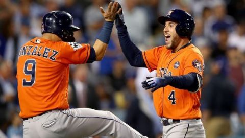 La MLB investiga a Astros por posible robo de señales en 2017