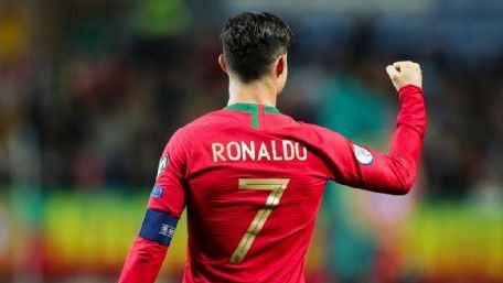 Portugal golea y Ronaldo despeja dudas