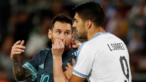 Messi y Suárez igualan fuerzas en duelo amistoso