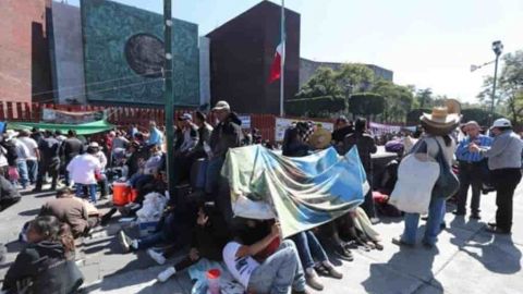 Fracasa negociación entre diputados y Antorcha Campesina