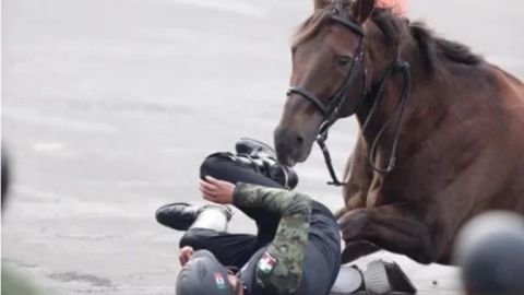 Desfile de la Revolución termina con militar herido