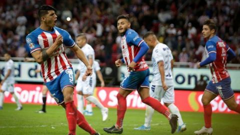 Chivas se despide con triunfo sobre Veracruz