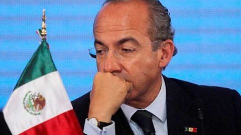 Rechaza Felipe Calderón corrupción por ''Estela de Luz''