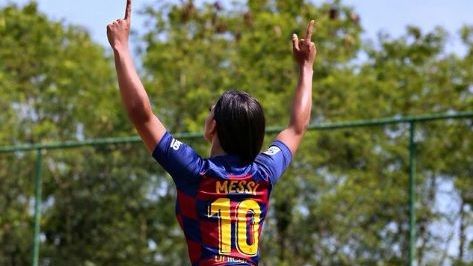 FOTO:Suzy Cortez demuestra que es una verdadera culé tras los 120 años del Barça