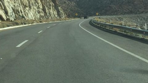 En buen estado carretera Mexicali-Tijuana