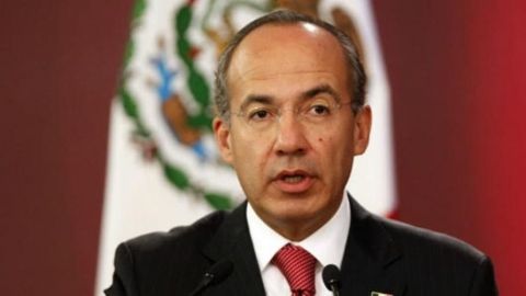 Felipe Calderón celebra el éxito de marcha Anti-AMLO