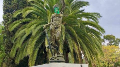 Vandalizan monumento de la Diosa Themis en UABC