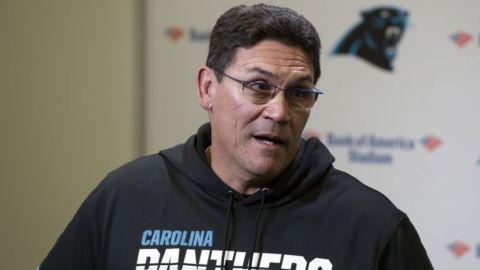 Los Panthers despiden al entrenador Ron Rivera