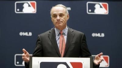 MLB evalúa legalizar la marihuana en Ligas Menores