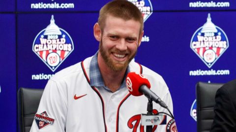 Strasburg contento de ser 'un Nacional de por vida'