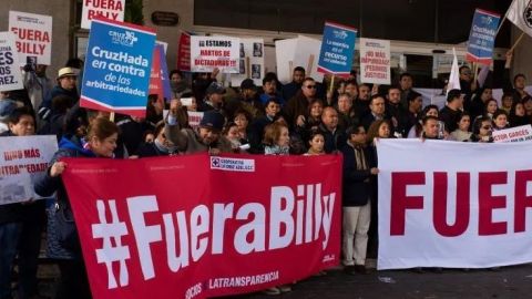 Socios piden destitución de Billy Álvarez de Cooperativa Cruz Azul