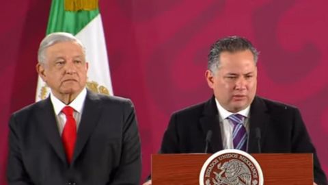 Hay cuatro ex gobernadores investigados por la FGR: Santiago Nieto
