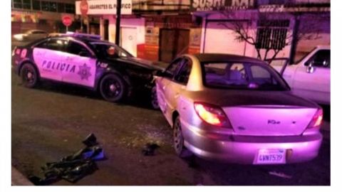 Persecución contra secuestradores; chocan patrulla