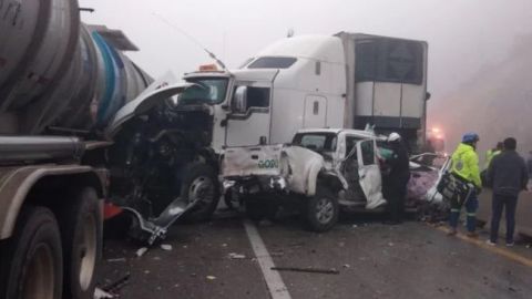 Carambola de 50 autos deja varios heridos en la autopista Monterrey-Saltillo