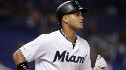 Nacionales pactan con Starlin Castro