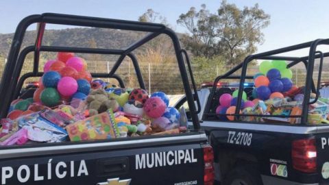 Dos empleados de la alcaldía robaban juguetes a "Los Reyes Magos en Iztacalco"