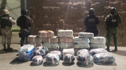 Incautan 360 kilos de droga