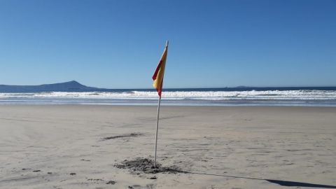 Continúa cierre precautorio en playas de Ensenada