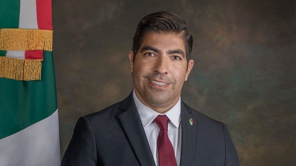 Califican a alcalde de Ensenada entre los 10 primeros