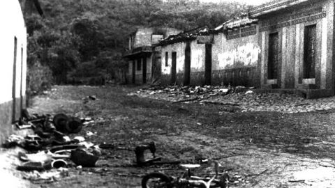 Acusan a Ejército de El Salvador de robar unos 15 niños en masacre El Mozote