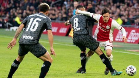 Ajax triunfa ante el Sparta; Edson Álvarez se queda en la banca