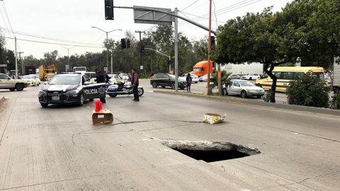 Ayuntamiento atiende oportunamente el socavón en bulevar Limón Padilla