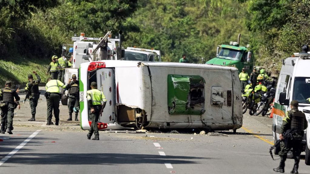 Al Menos 9 Muertos En El Accidente De Un Autobús En El Suroeste De Colombia