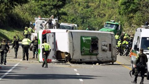 Al menos 9 muertos en el accidente de un autobús en el suroeste de Colombia