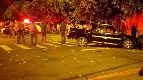 Hombre atropella a 17 personas en Brasil y mata a 2 tras pelea con su esposa