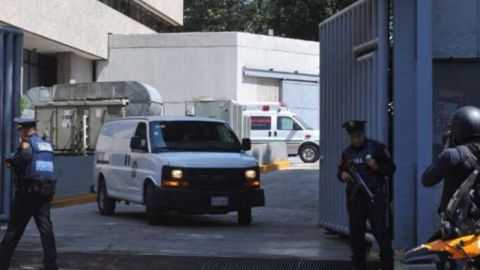 Video muestra cómo escaparon reos del Reclusorio Sur en ambulancia