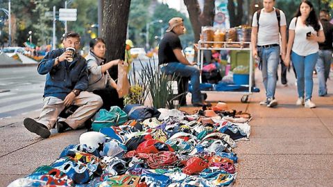 Ambulantes realizarán performance ''El golpeador eres tú'' en el Zócalo