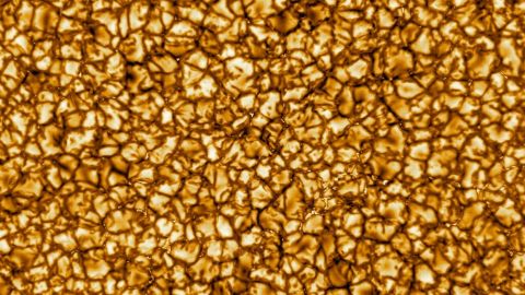 Las extraordinarias imágenes que muestran en detalle la superficie del Sol