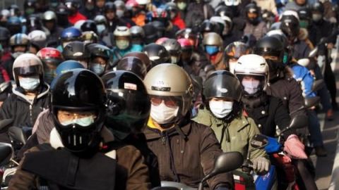 China asegura que es capaz de ''contener y derrotar'' al coronavirus