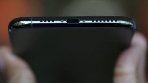 UE vota a favor de elegir un estándar de cable de carga común