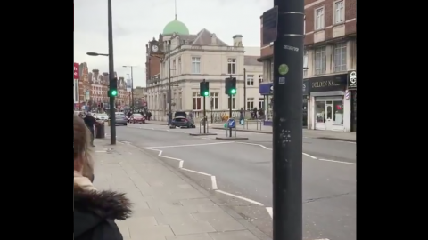 VIDEO: Varios acuchillados y un muerto en Londres por un incidente "terrorista"