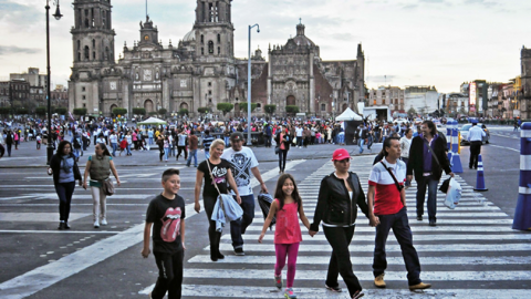 ¿Cómo quedaría el calendario sin ''puentes''?