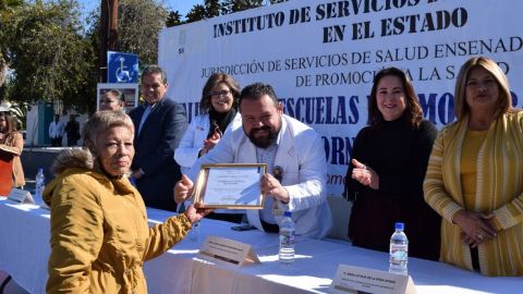 Certifican espacios educativos como entornos saludables