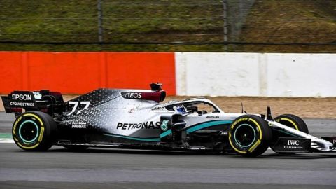 El Mercedes W11 ya aceleró en Silverstone