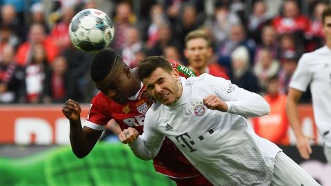 Bayern golea a Colonia y recupera cima de la Bundesliga