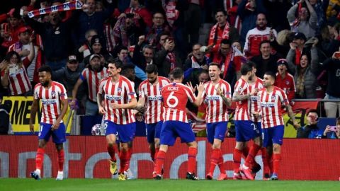 Con gol de Saúl, el Atlético da la sorpresa y derrota al Liverpool