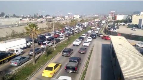 VIDEO: Caos vial en la Vía Rápida Oriente