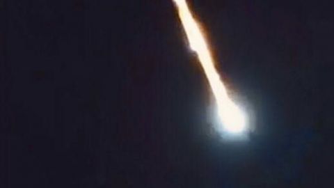 Denuncian que imagen de meteorito difundida en redes es falsa
