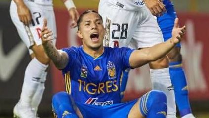 Las polémicas de Carlos Salcedo desde su fichaje con Tigres